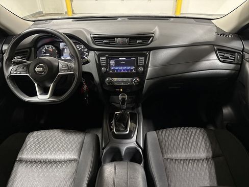 Used 2018 Nissan Rogue S AWD/4WD image 10