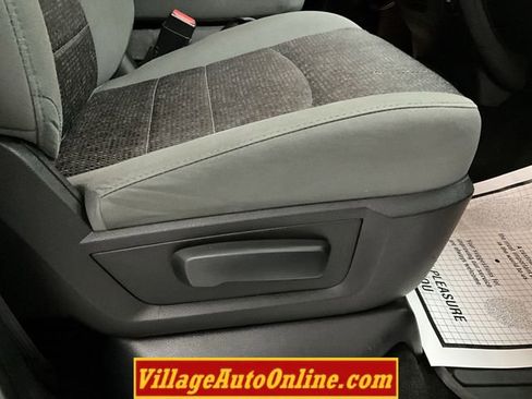 Used 2016 RAM 1500 Big Horn image 37