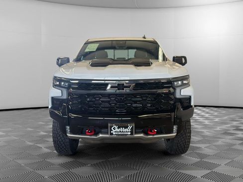 New 2026 Chevrolet Silverado 1500 ZR2 AWD/4WD image 2