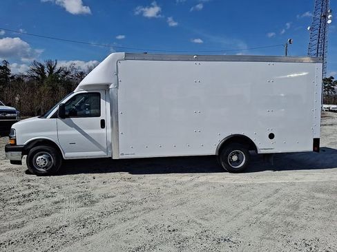 New 2026 Chevrolet Express 3500 w/ Power Convenience Package RWD image 2