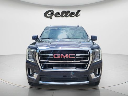 Used 2024 GMC Yukon XL SLT w/ SLT Luxury Package AWD/4WD image 2