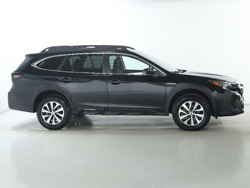 Certified 2025 Subaru Outback Premium image 11