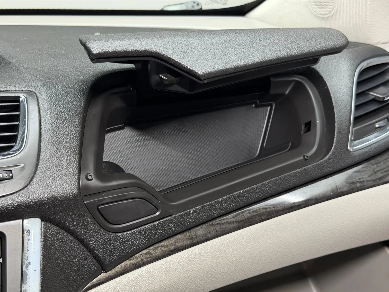 Used 2014 Buick Encore Premium FWD image 35
