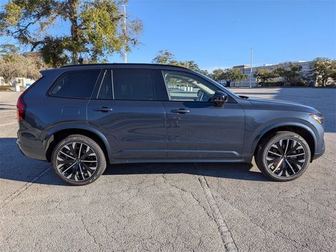 New 2026 Volvo XC90 B6 Ultra w/ Protection Package Premier image 13