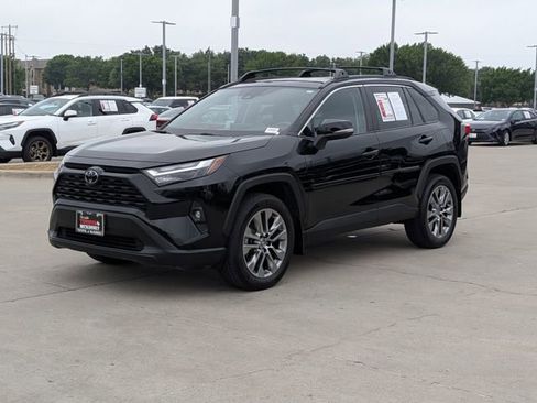 Used 2024 Toyota RAV4 XLE Premium FWD image 10