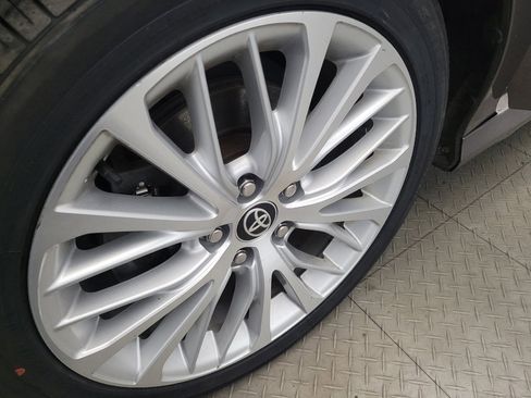 Used 2020 Toyota Camry XLE w/ Driver Assist Package image 31