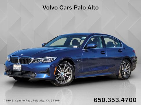 Used 2022 BMW 330e xDrive w/ Premium Package image 1