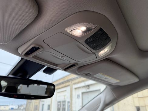 Used 2017 Chrysler Pacifica Limited w/ Tire & Wheel Group image 52