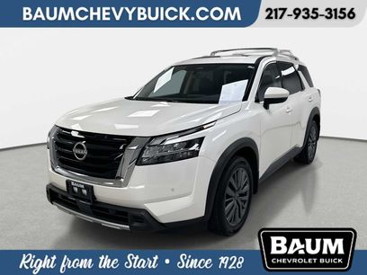 Used 2024 Nissan Pathfinder SL w/ SL Premium Package