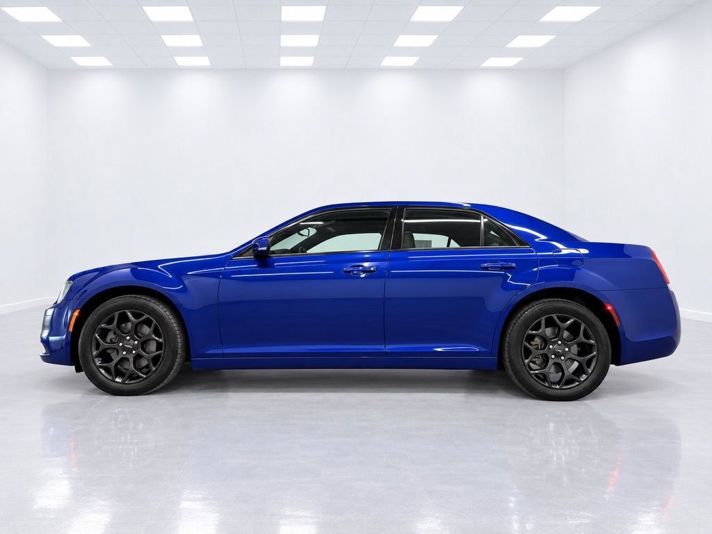 Used 2019 Chrysler 300 S w/ 300S Premium Group 2 AWD/4WD image 11