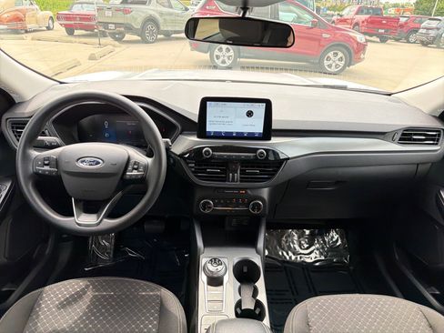Used 2025 Ford Escape Active AWD/4WD image 22