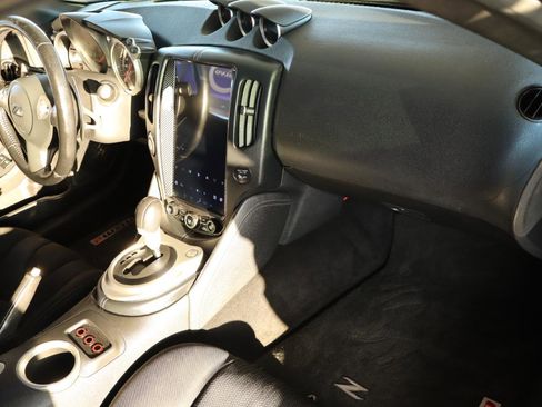 Used 2012 Nissan 370Z Coupe image 36