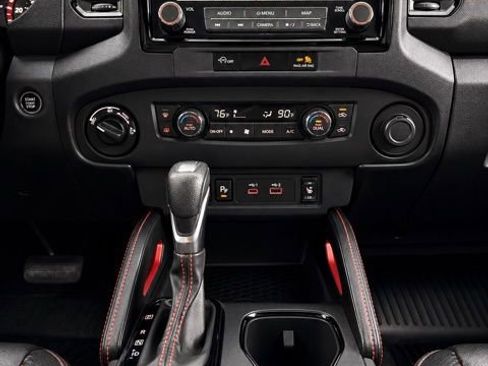 Used 2023 Nissan Frontier PRO-4X w/ Pro-4X Premium Package AWD/4WD image 25