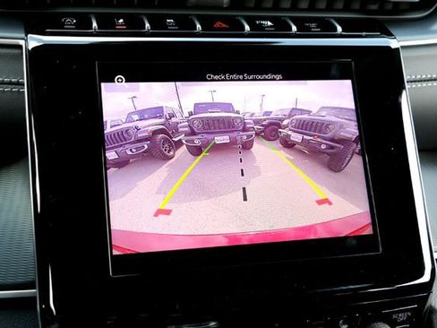 New 2025 Jeep Grand Cherokee L Altitude RWD image 14