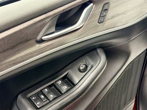 Used 2023 Jeep Grand Cherokee Limited image 17