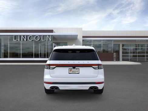New 2026 Lincoln Aviator Reserve image 5