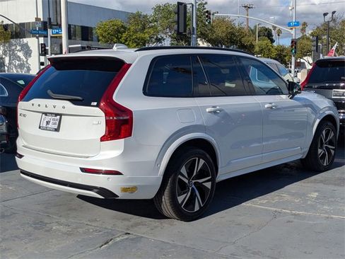 Used 2022 Volvo XC90 T8 R-Design w/ Advanced Package image 3
