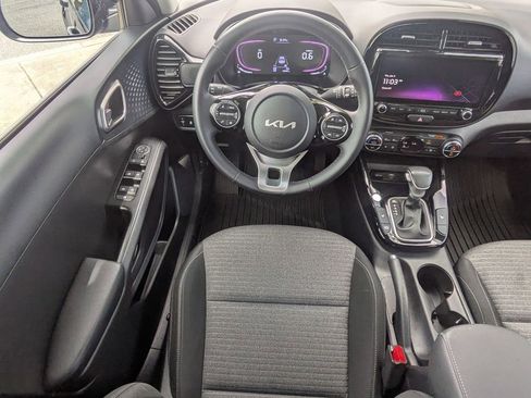 Used 2023 Kia Soul EX FWD image 14