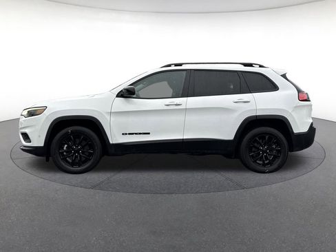Certified 2023 Jeep Cherokee Altitude Lux image 2