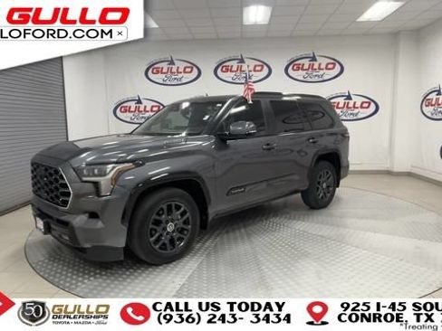 Used 2024 Toyota Sequoia Platinum AWD/4WD image 4