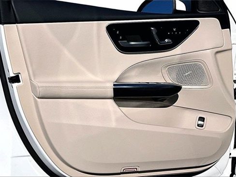 Certified 2025 Mercedes-Benz C 300 4MATIC Sedan image 23