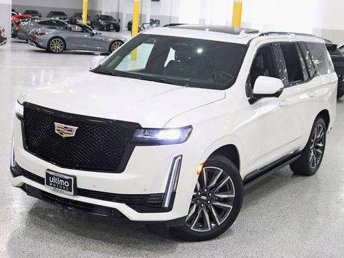 Used 2023 Cadillac Escalade Sport Platinum AWD/4WD image 5