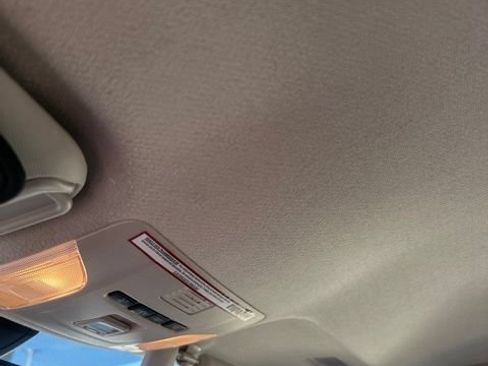 Used 2022 Toyota Corolla LE FWD image 7