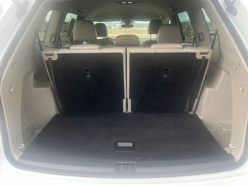 Certified 2024 Volkswagen Atlas SE image 24