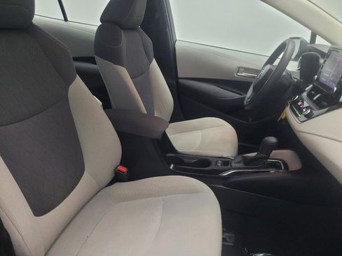 Used 2021 Toyota Corolla LE FWD image 21
