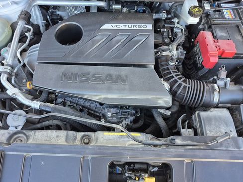 Used 2024 Nissan Rogue SV image 17