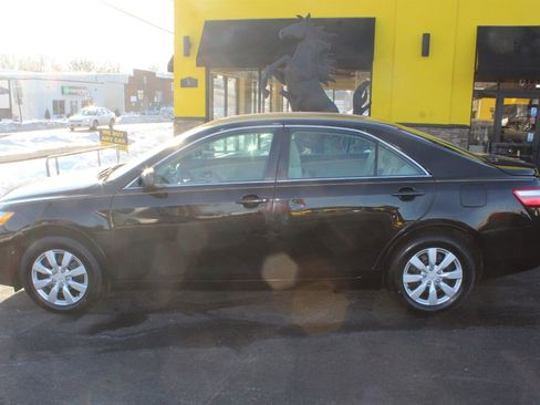 Used 2008 Toyota Camry LE image 17