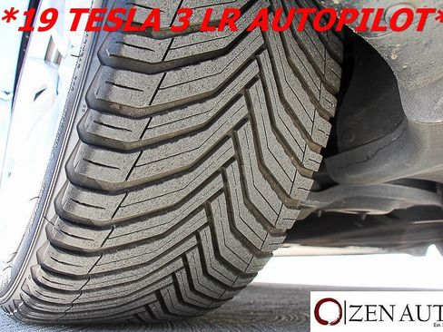 Used 2019 Tesla Model 3 Standard Range Plus image 53