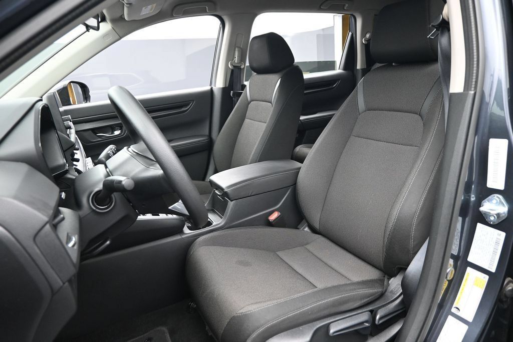 Used 2025 Honda CR-V LX image 12