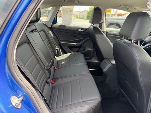 Used 2024 Volkswagen Jetta SE FWD image 34