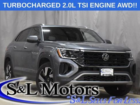 Used 2025 Volkswagen Atlas Cross Sport SE image 1