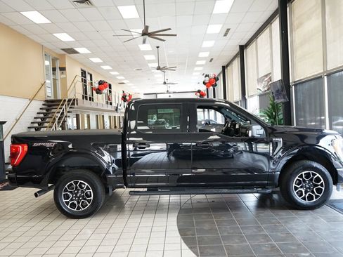 Used 2022 Ford F150 XLT w/ Equipment Group 302A High AWD/4WD image 17