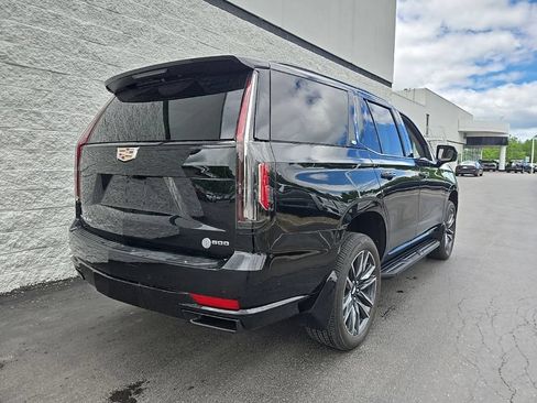 Certified 2024 Cadillac Escalade Sport Platinum w/ LPO, Floor Liner Package AWD/4WD image 25