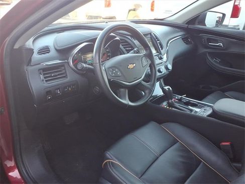 Used 2018 Chevrolet Impala Premier w/ Premier Confidence Package image 9