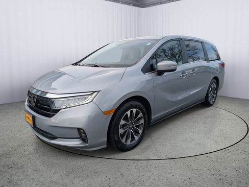 Certified 2024 Honda Odyssey EX-L image 6