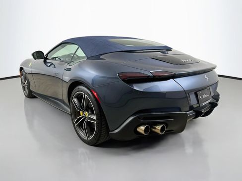Used 2025 Ferrari Roma Spider RWD image 7