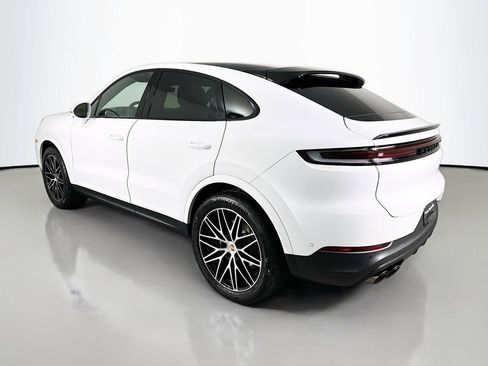 New 2026 Porsche Cayenne Coupe AWD/4WD image 3