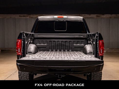 Used 2016 Ford F150 Lariat w/ Equipment Group 502A Luxury image 8