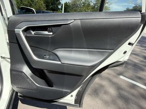 Certified 2025 Toyota RAV4 XLE FWD image 19