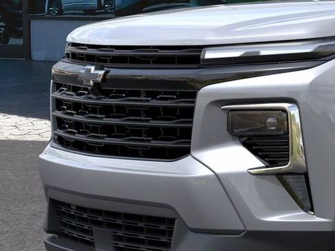 New 2026 Chevrolet Traverse LT w/ Midnight/Sport Edition AWD/4WD image 13