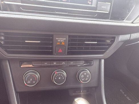 Used 2020 Volkswagen Jetta S w/ Driver Assistance Package image 21