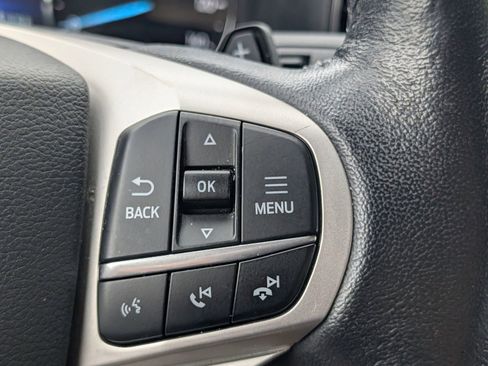 Used 2020 Ford Explorer XLT w/ Equipment Group 202A AWD/4WD image 16