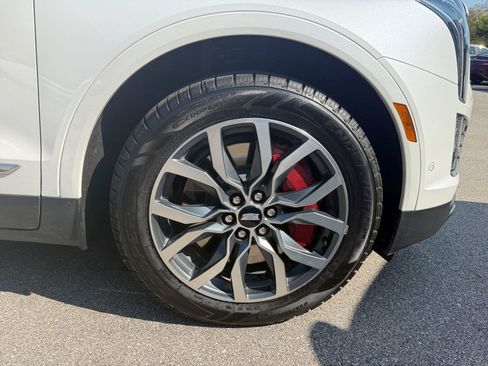 Used 2023 Cadillac XT5 Sportv w/ Platinum Package AWD/4WD image 32