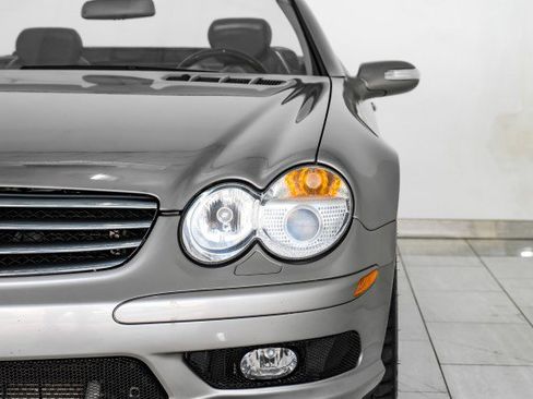 Used 2005 Mercedes-Benz SL 600 image 36