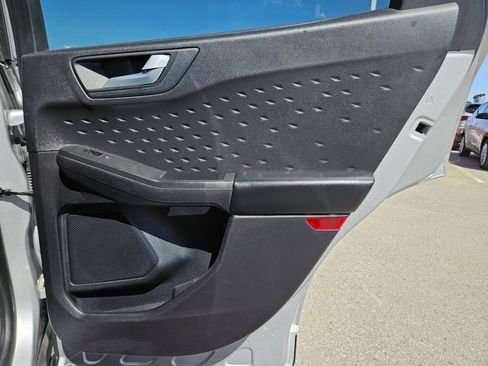 Used 2020 Ford Escape SEL image 26