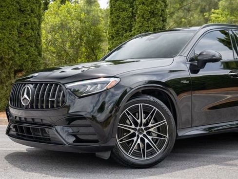 Used 2025 Mercedes-Benz GLC 43 AMG 4MATIC image 2